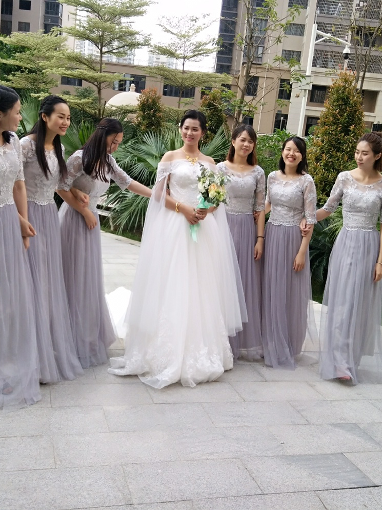 一字肩袖带长飘纱大长拖尾婚纱