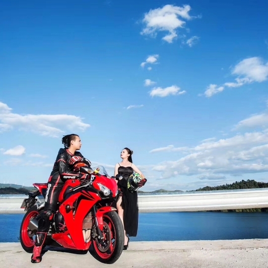 楚雄婚纱照私人订制当季外景不限拍