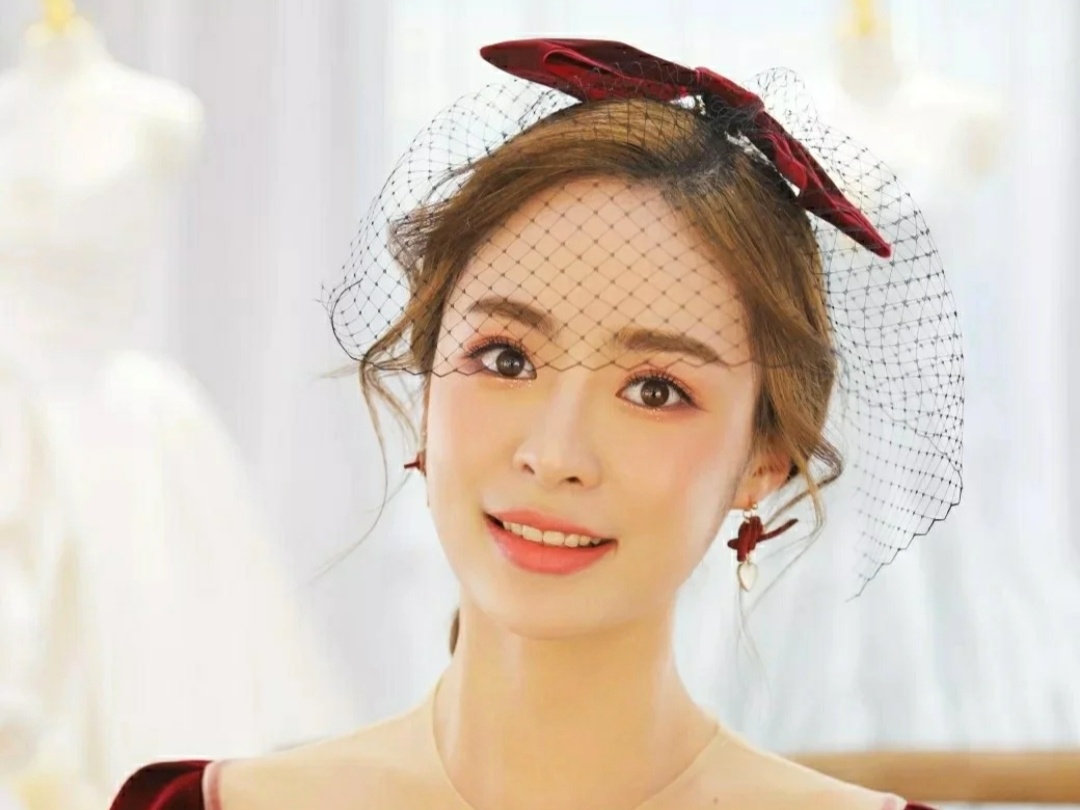  昆明市内全程高级化妆师上门试妆服务