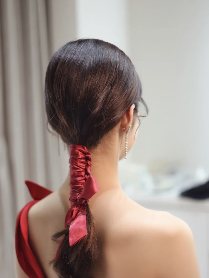 简单大气马尾，公主半头发型