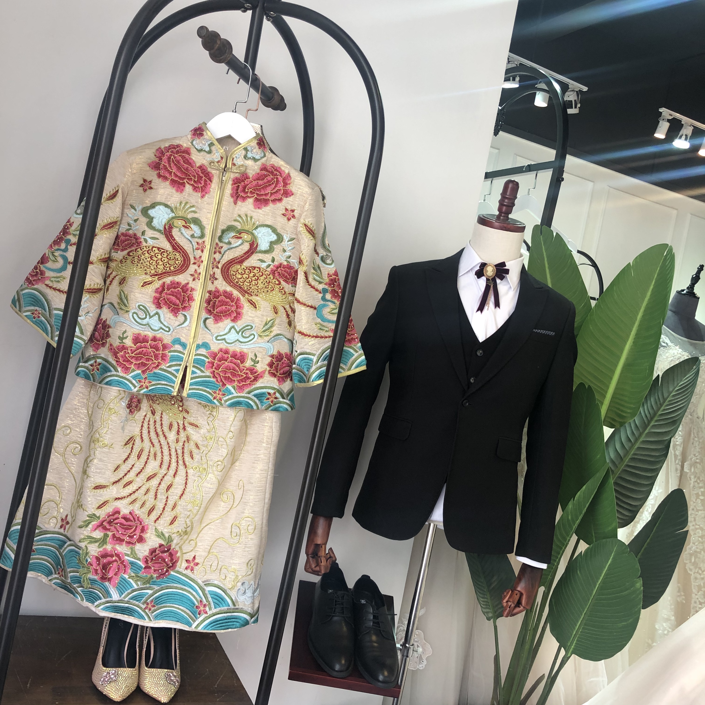 皇后婚纱造型
