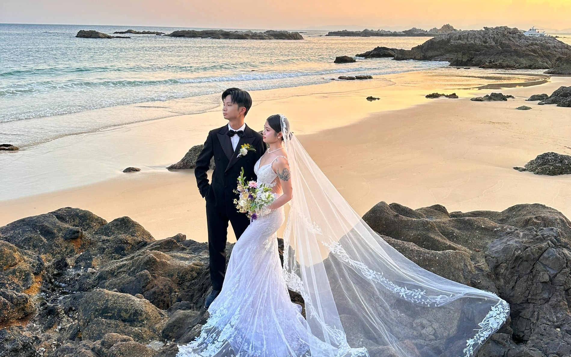 那么近那么美 夕陽氛圍感婚紗照