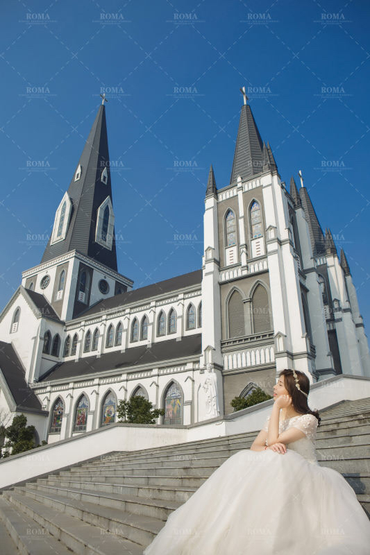 任丘罗马假日婚纱摄影_罗马假日