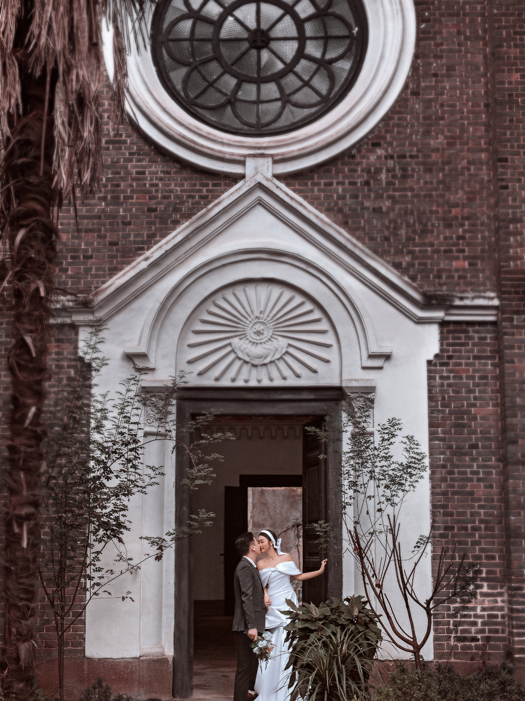 在重庆怎么拍仪式感满满的教堂⛪️婚纱照📸