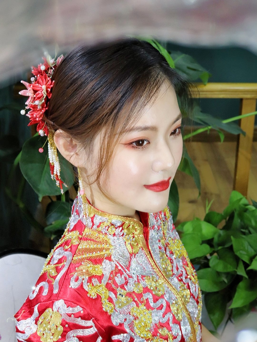 【羽朵】轻奢优惠组合9件套+高端跟妆服务