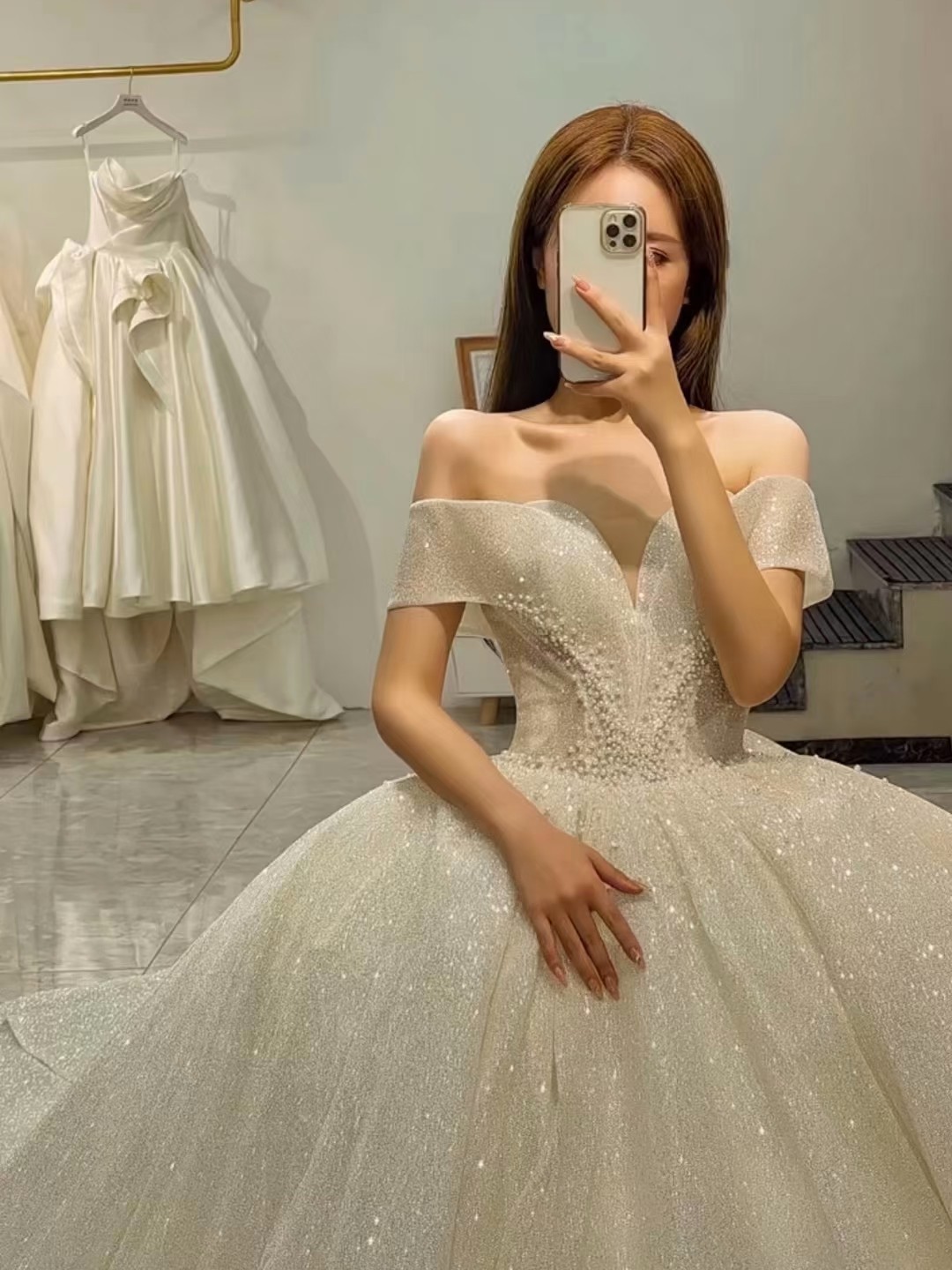 限时抢购-高定星辰婚纱租赁套餐