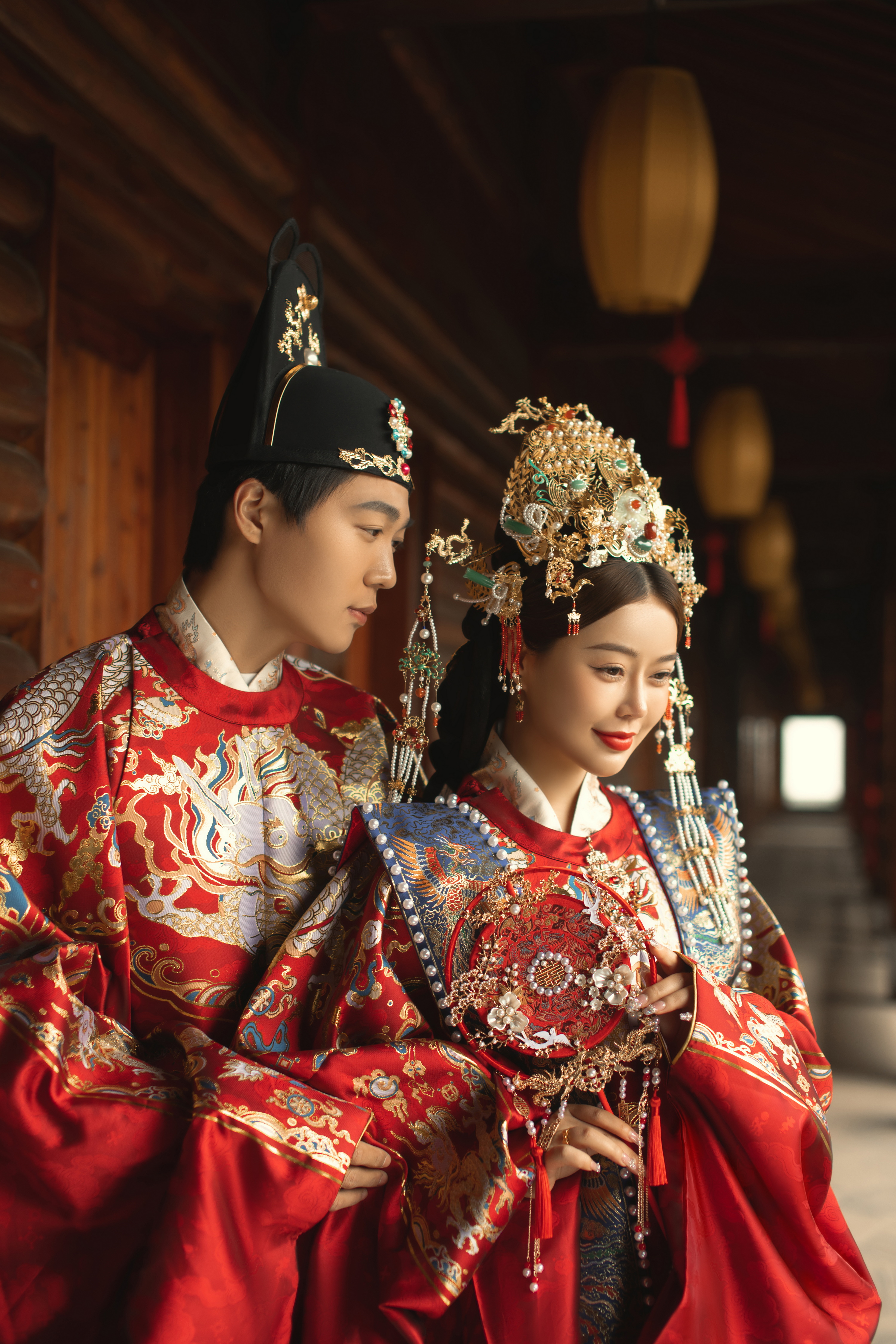 【现时特惠】8服8造+风格任选+送全新婚纱！