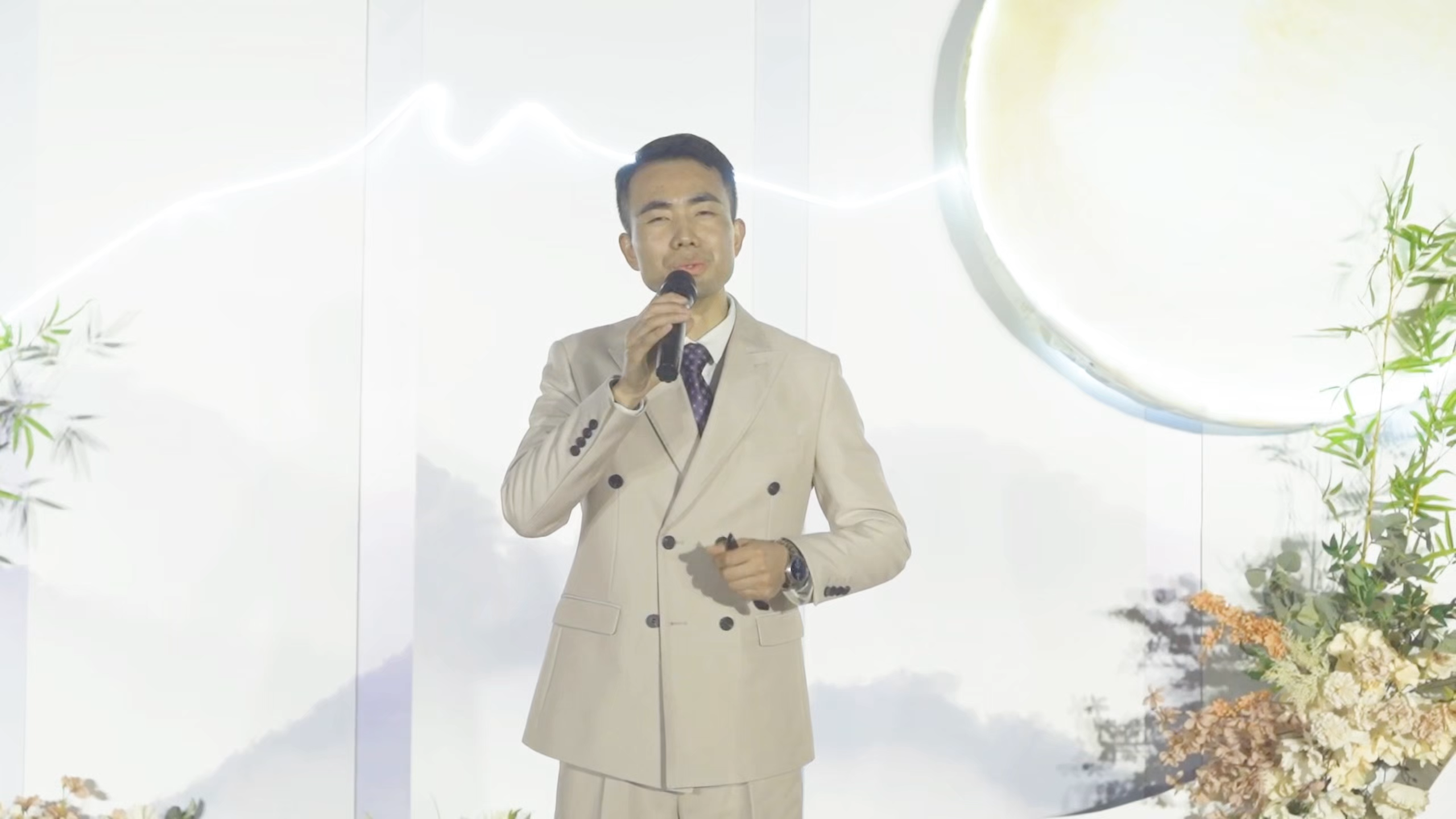 人民警察的婚礼开场