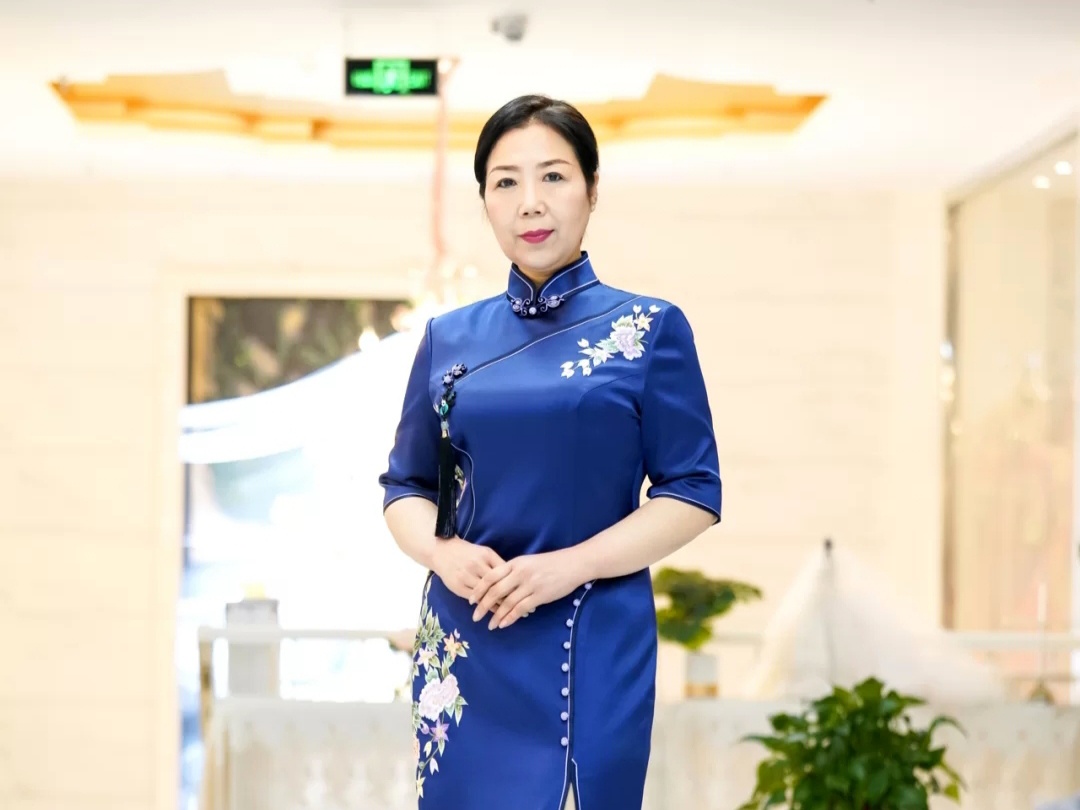 私人订制婆婆妆容造型新郎妆