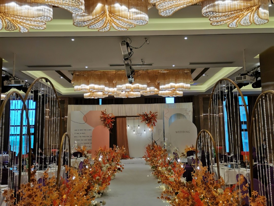 婚礼主持风格：轻松幽默、浪漫走心