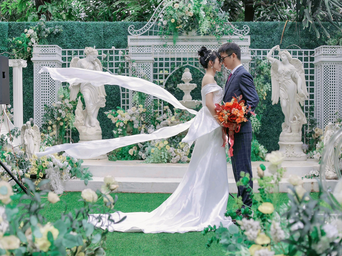 广州法式园林一站式婚礼堂 实现我的私密草坪婚礼梦🦋