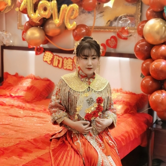 婷婷老师——中式新娘古典又可爱