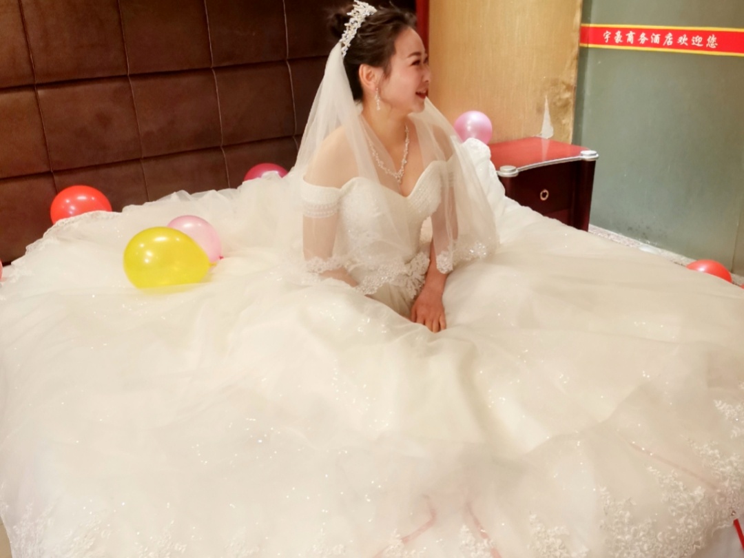 韩式新娘全天跟妆，简约，大气