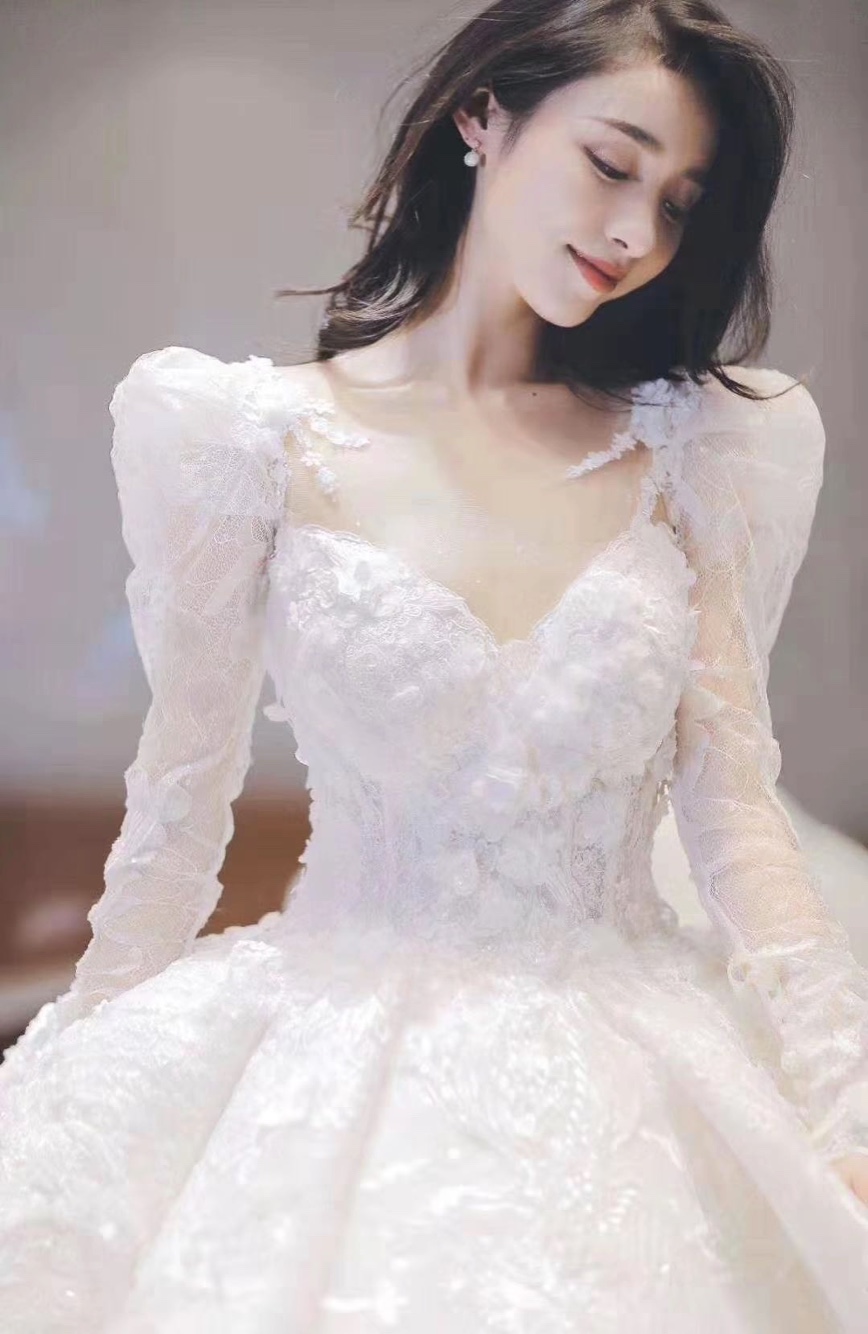 米娜婚纱