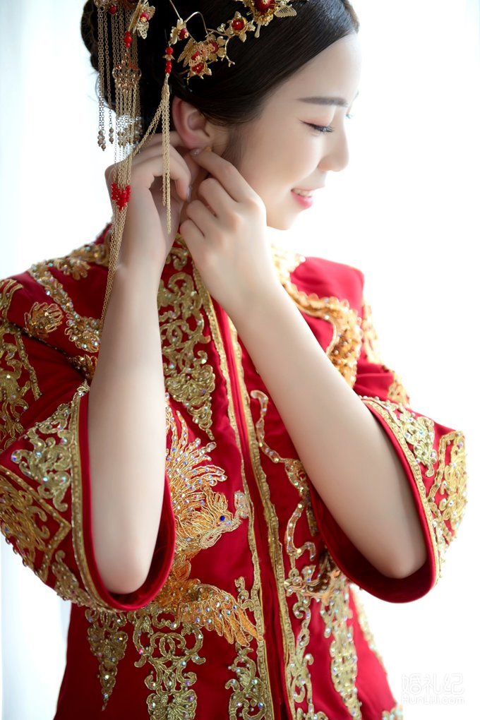 婚品选购“断舍离”，看这篇少花冤枉钱>>