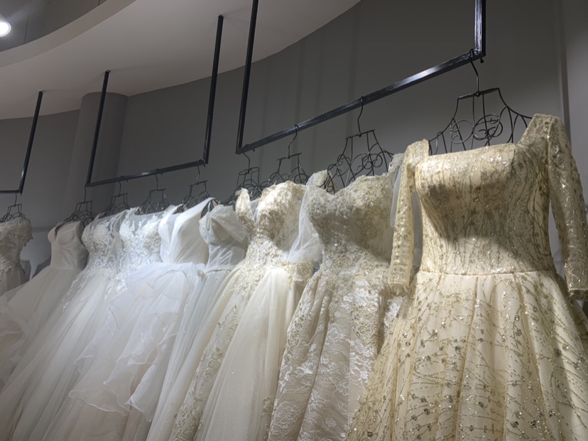 AILA 艾拉奢品婚纱礼服集合店