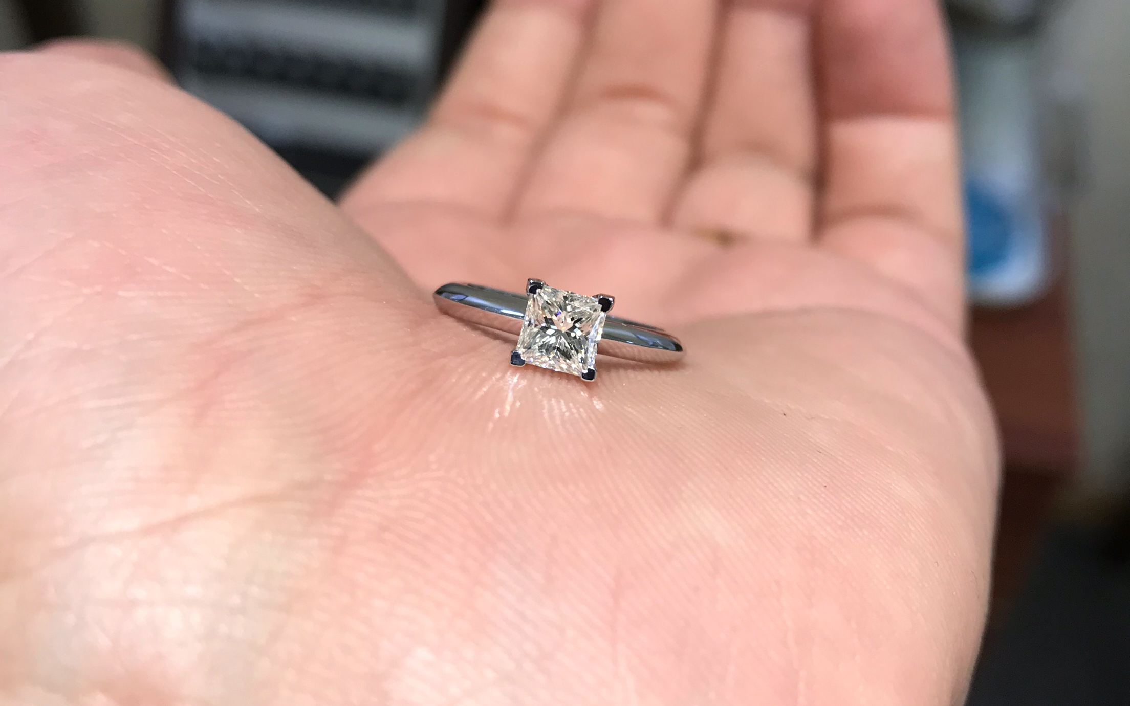 公主方型GIA钻石戒指求婚戒【恒鑫珠宝】