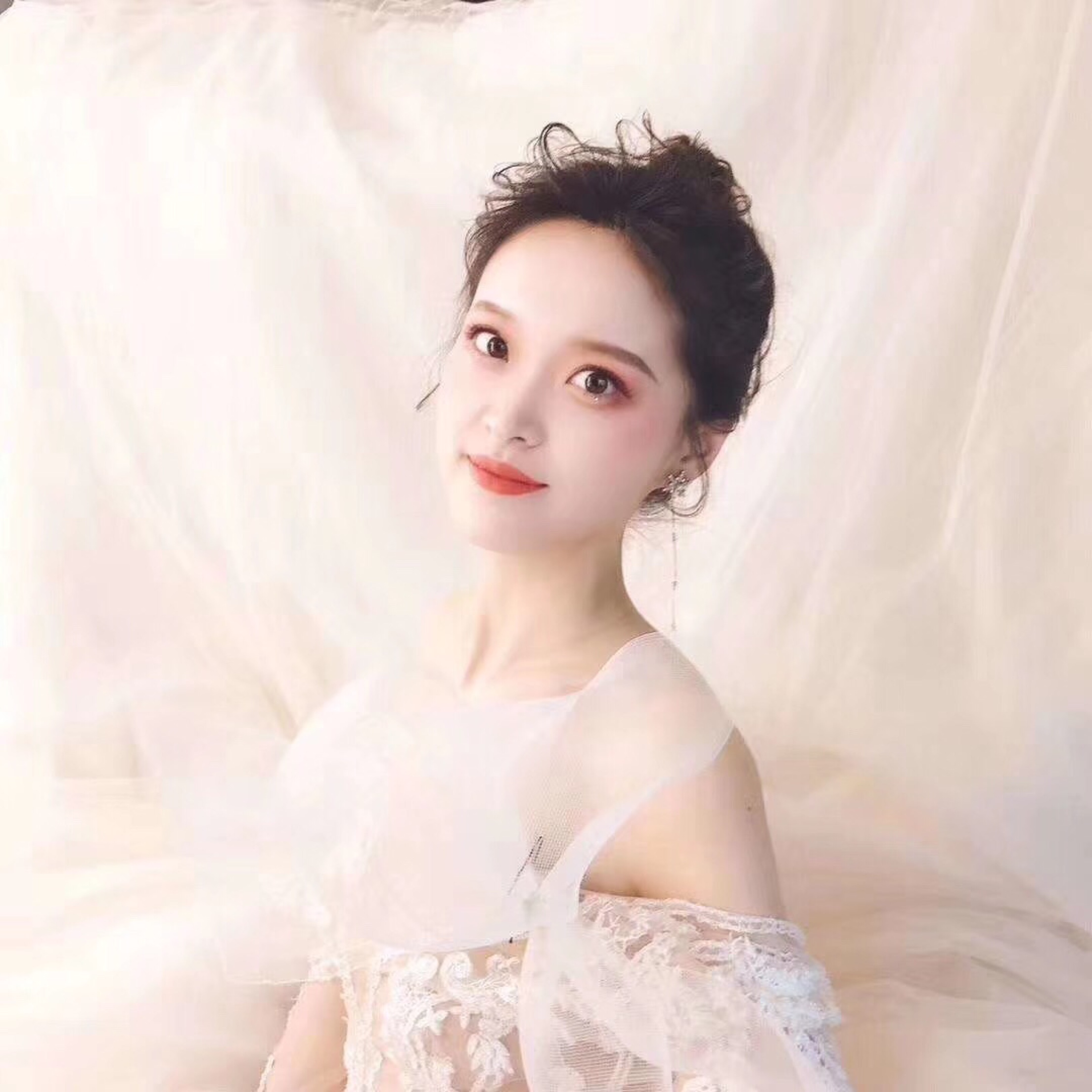  婚礼当天跟妆的约我啦[微笑][微笑]
