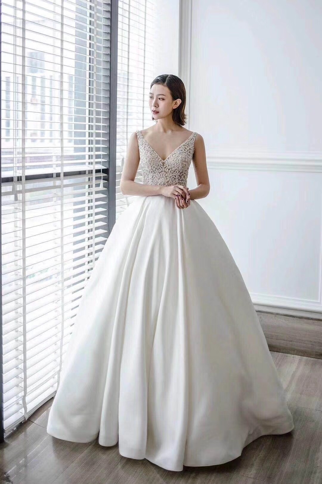 【种草】盘点夏季新款婚服，总有一款适合你❗