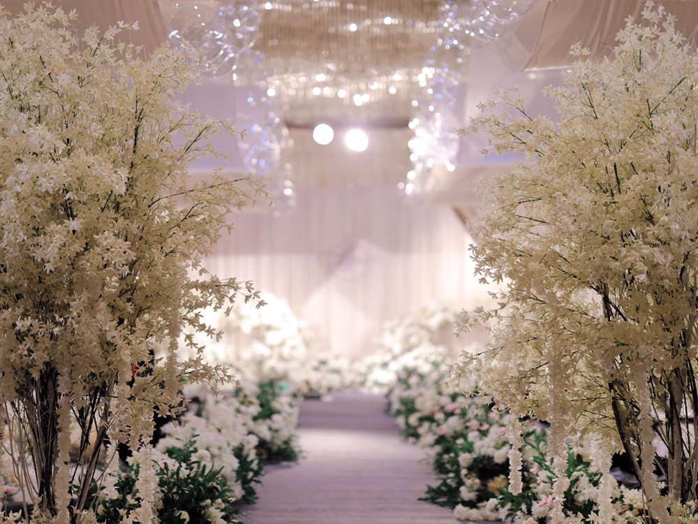  香槟色韩式婚礼—回归庄重优雅的纯净感