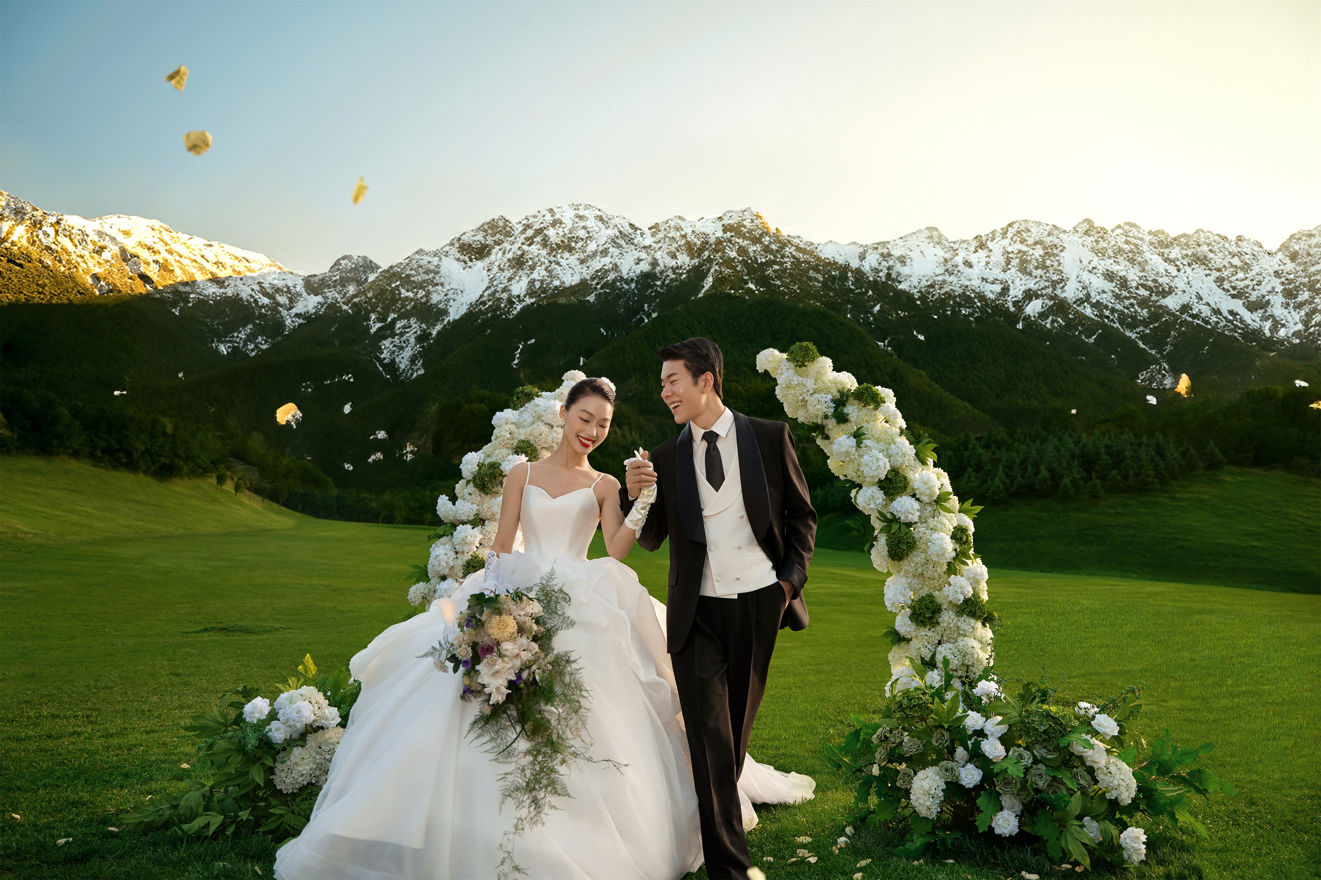 品质旅拍~总监团队多对一服务~婚礼目的地拍摄