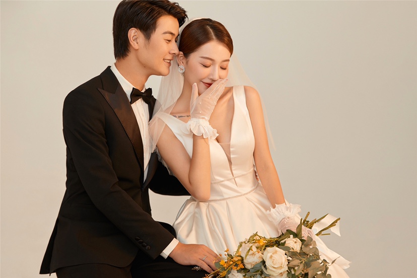 慕影视觉婚纱摄影工作室初夏聚划算婚纱照套餐