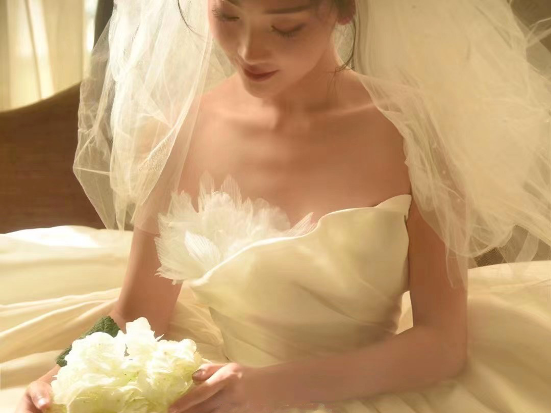 【首席金牌造型师】全天跟妆