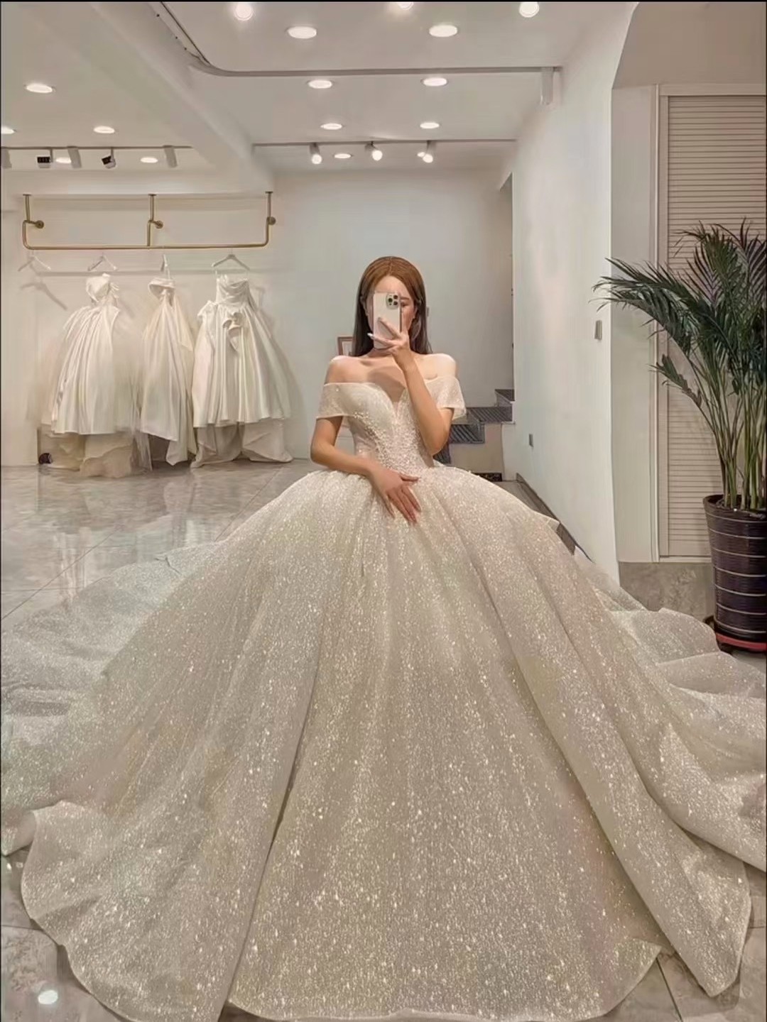 限时抢购-高定星辰婚纱租赁套餐