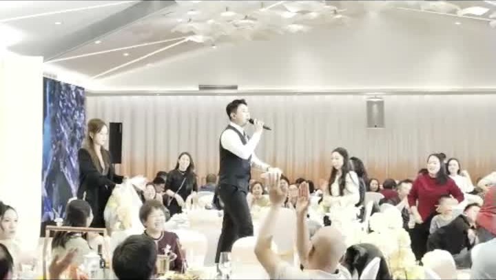 巴特老师——唱歌《恭喜发财》