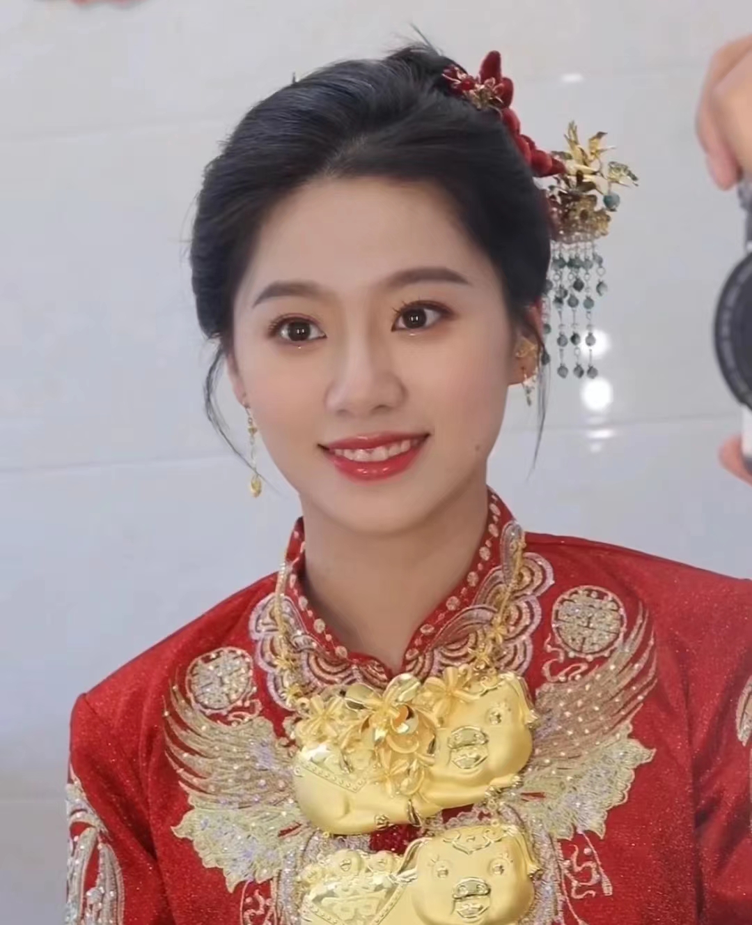 姿深化妆师全程跟妆