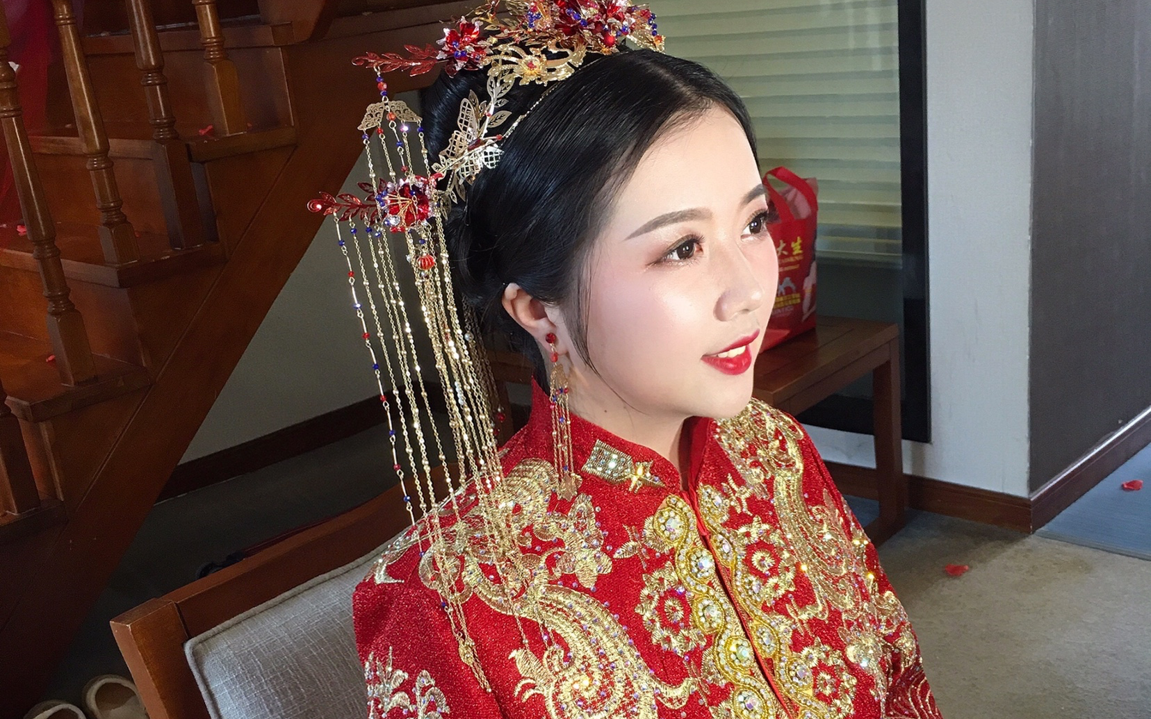 早妆加全程跟妆送妈妈妆伴娘妆