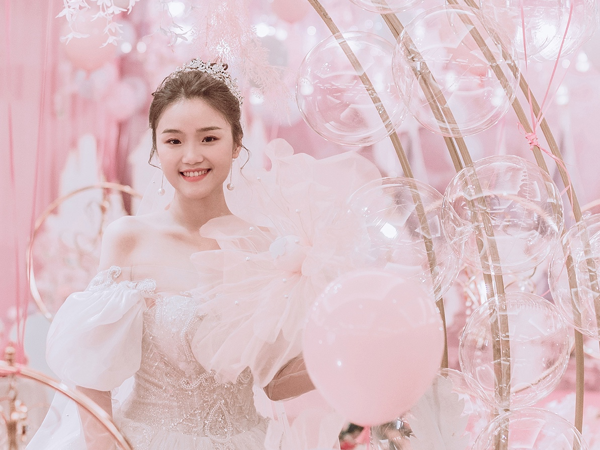 国语主持+流程策划+婚礼音乐+彩排