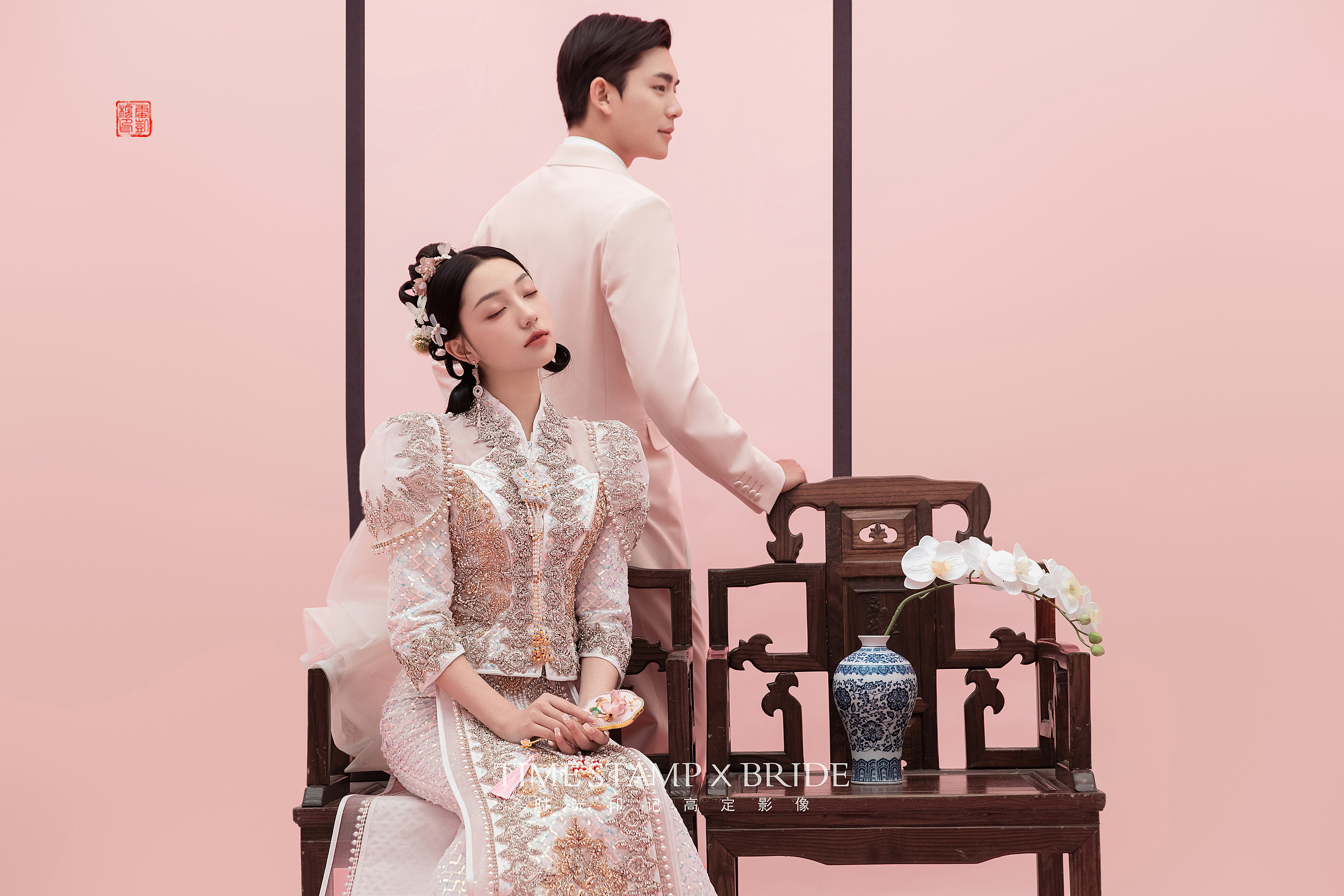 这套新中式秀禾婚纱照，太粉太嫩了吧！