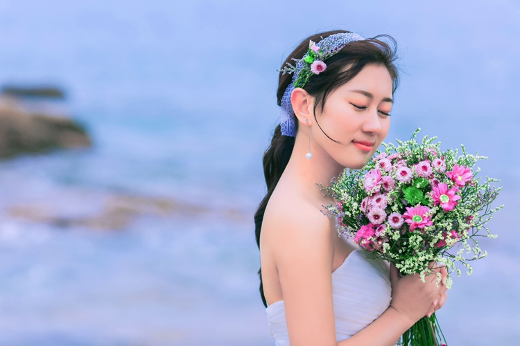 尚羽婚纱摄影_婚纱摄影(2)
