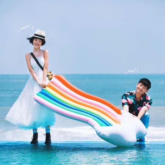 兰斐定制夏季日照海景婚纱照