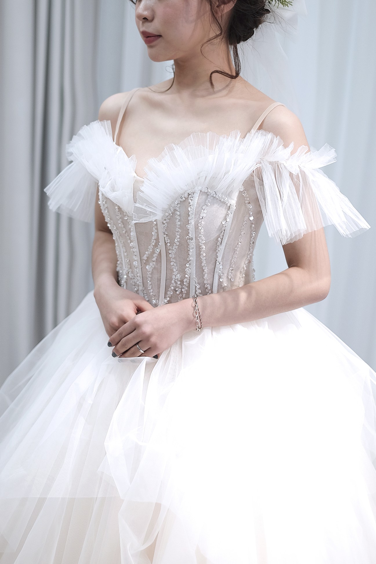 婚纱娜美_海贼王穿婚纱娜美图片(3)