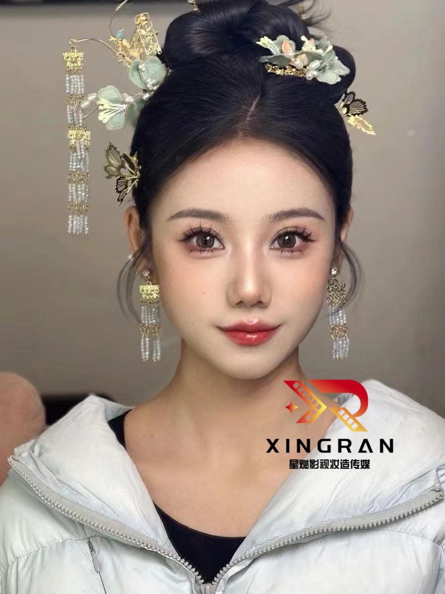 资深婚礼跟妆