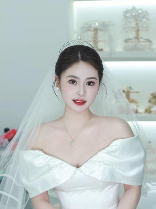 韩式简约大方风格自选--福州婚礼跟妆