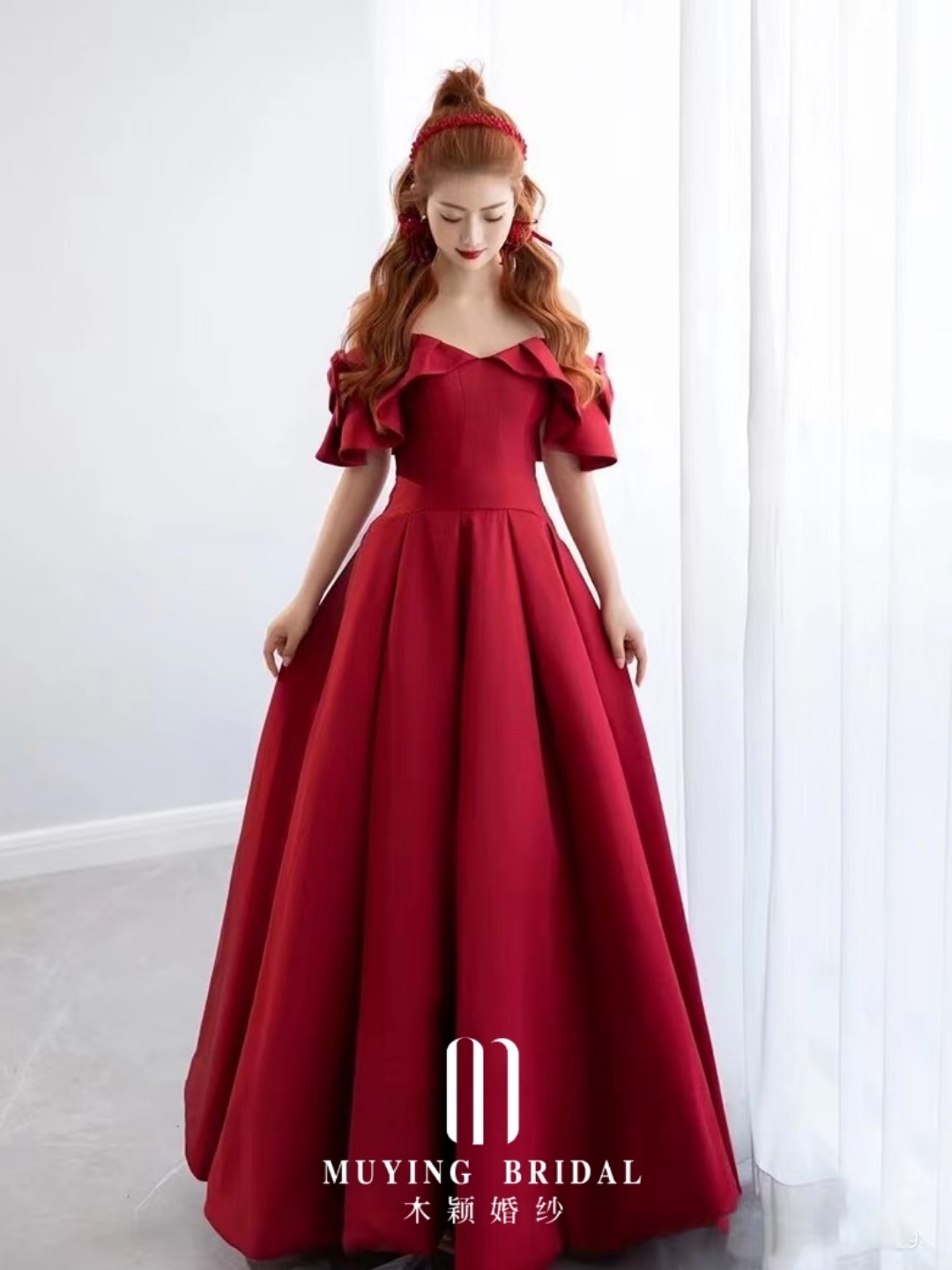 【名品婚纱套系】主纱+出门服+敬酒服送跟妆