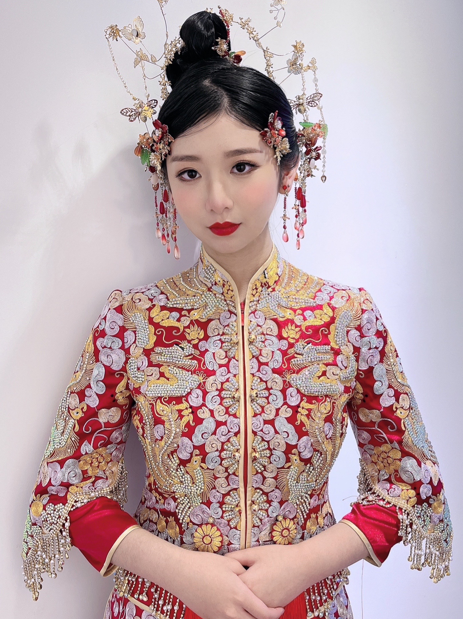 秀禾妆造