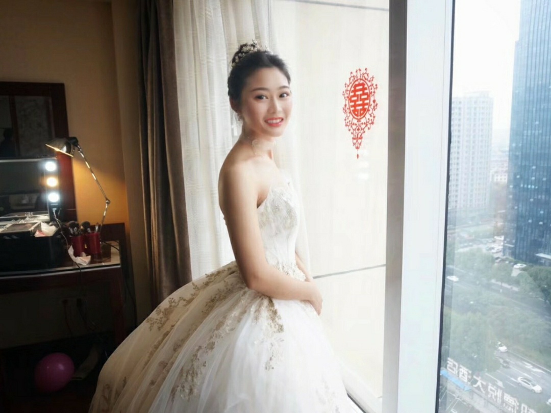 新娘早妆，订婚，回门，单次妆