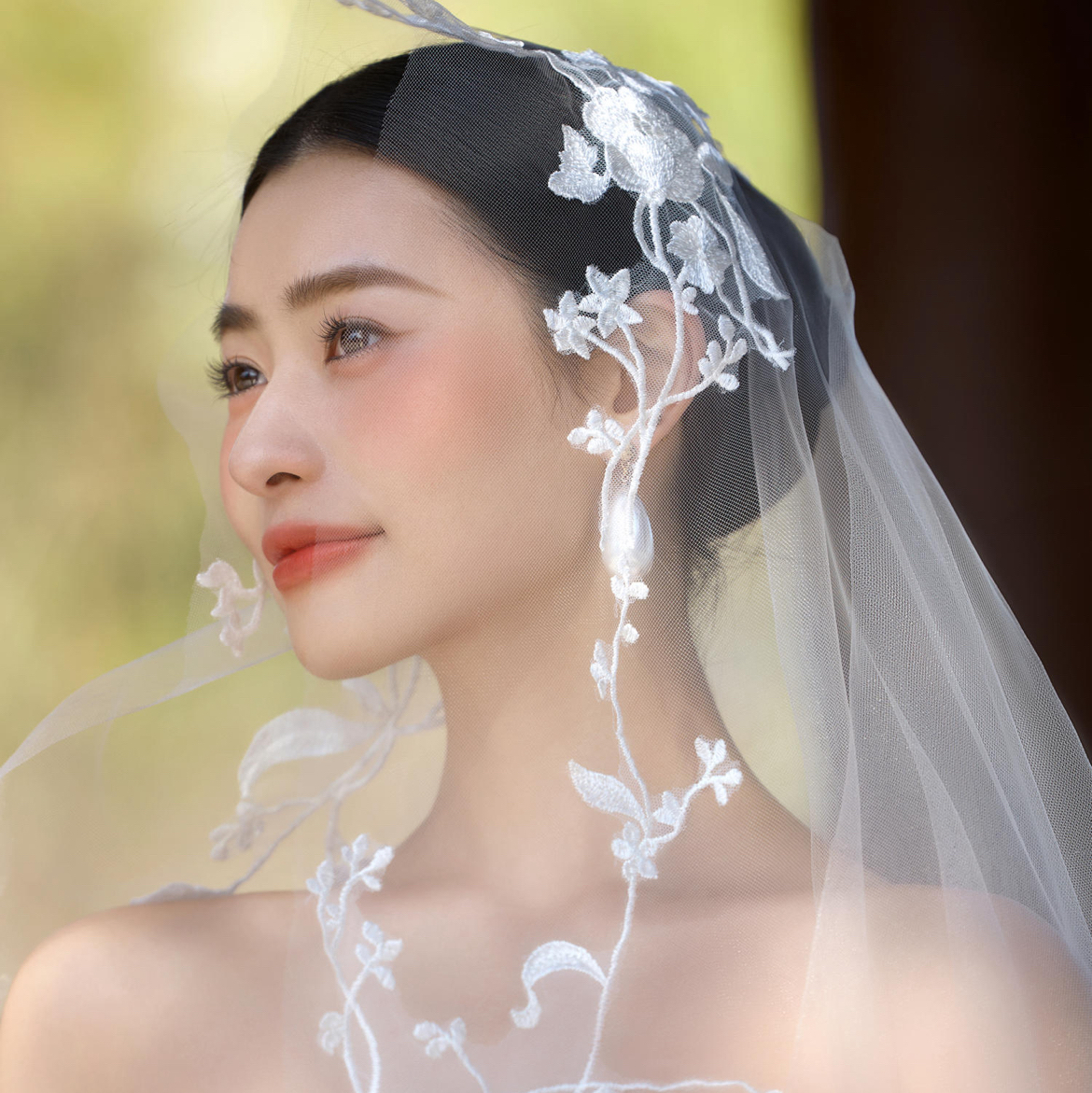 高級化妝師全天跟妝+婚禮當天服裝3套