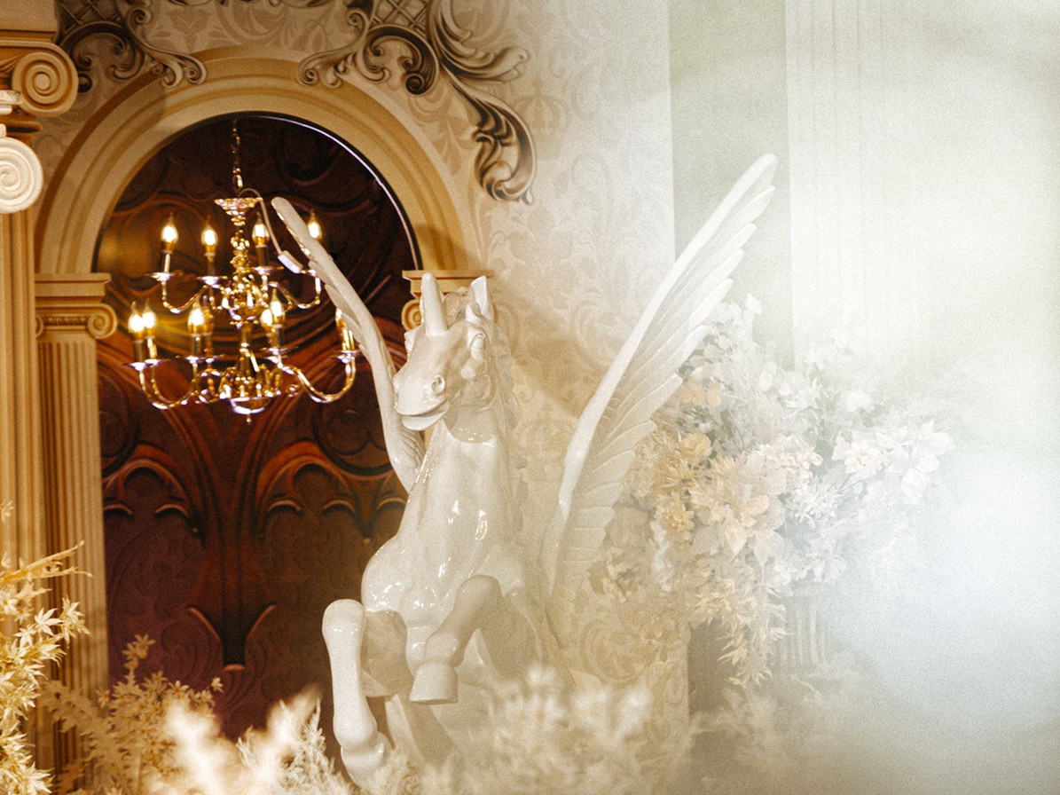 欧式大气奢华香槟色婚礼，预算低性价比高的婚礼布置