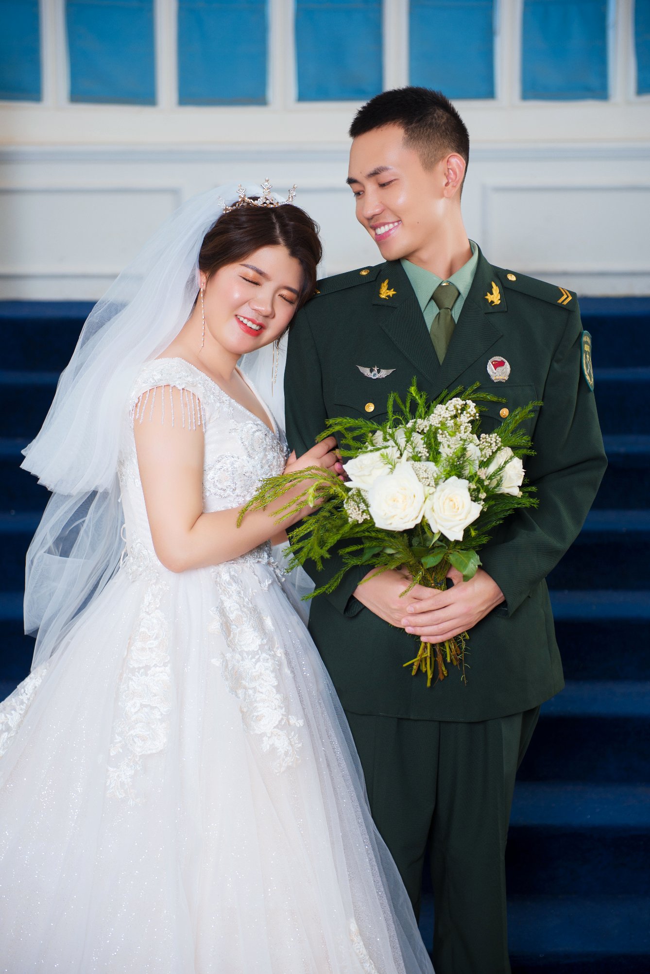 李波龙&安娜的婚礼邀请  我们将在09月28日举行婚礼诚挚邀请你