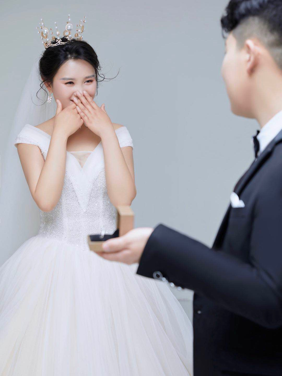 自己购买的婚纱哦👰‍♀️
