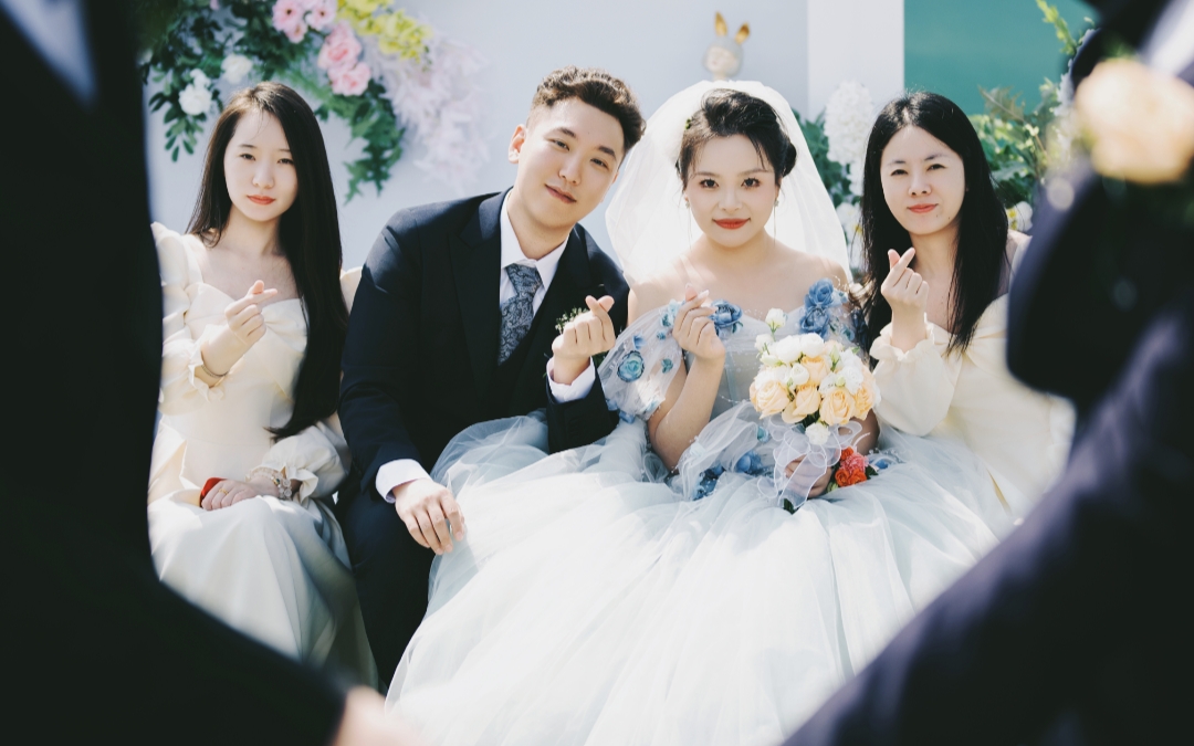 小预算户外游园会婚礼