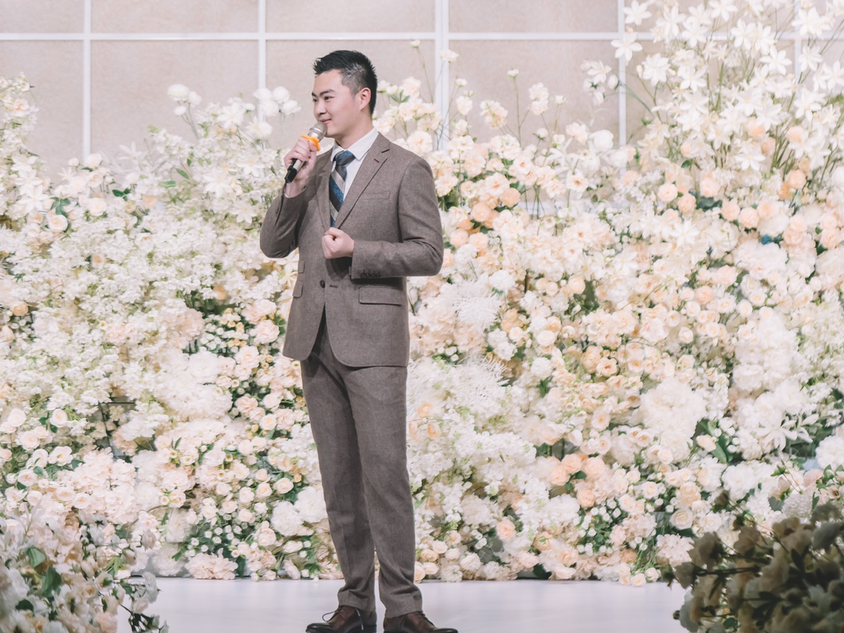 雅痞先生徐毅西式婚礼主持套餐价格