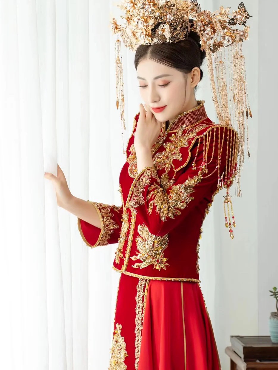 2880高端十二件套婚纱礼服加跟妆