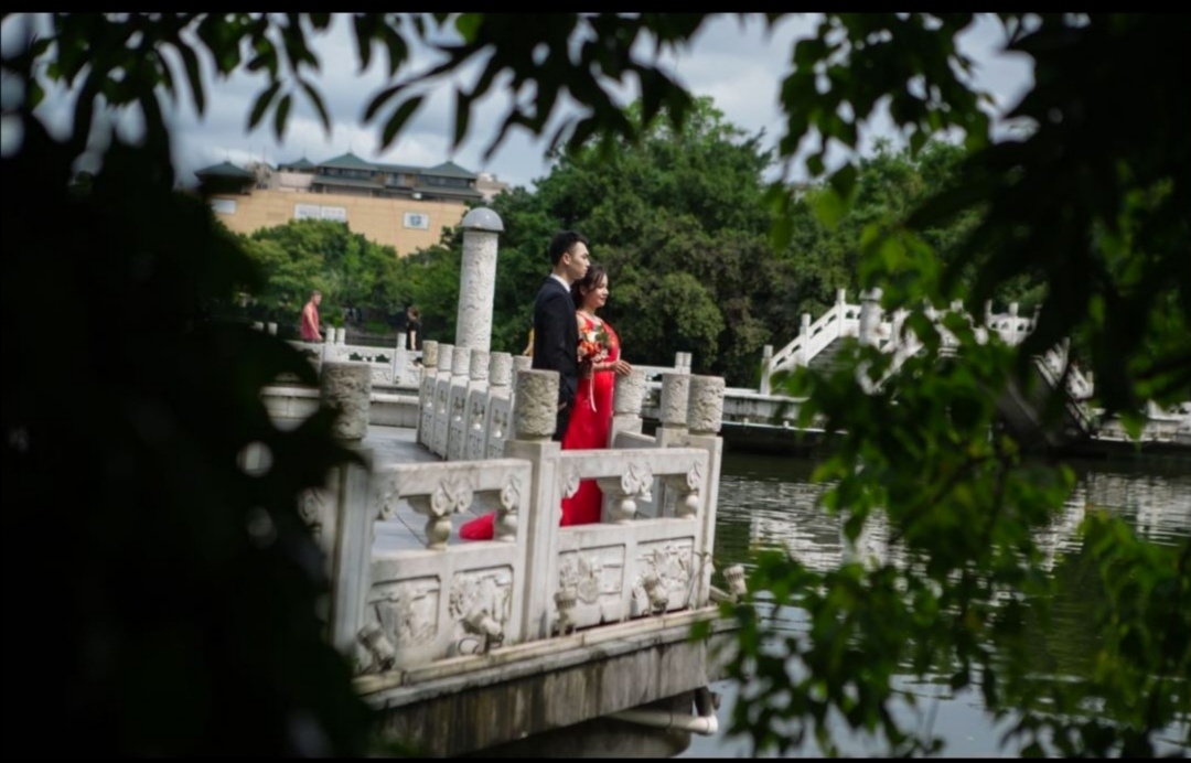 桂林山水浪漫情侣旅拍婚纱照