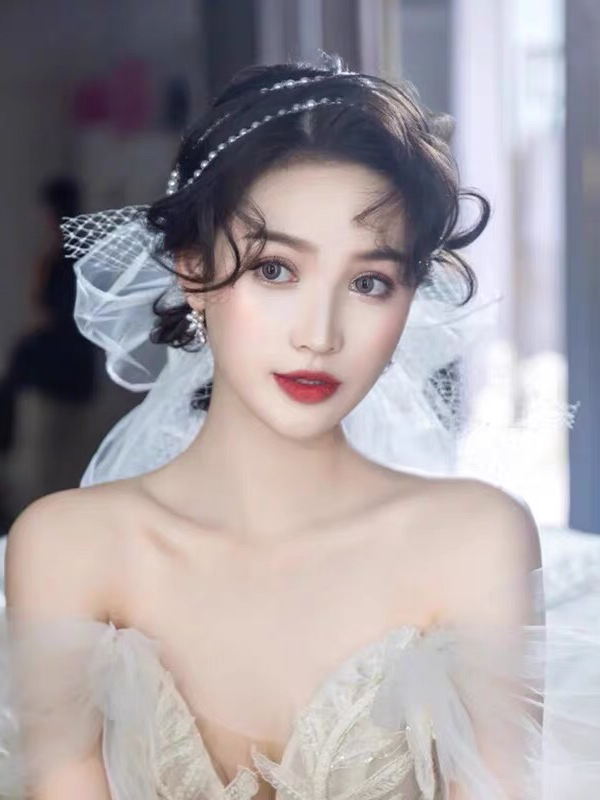 深资老师 半天跟妆造型  